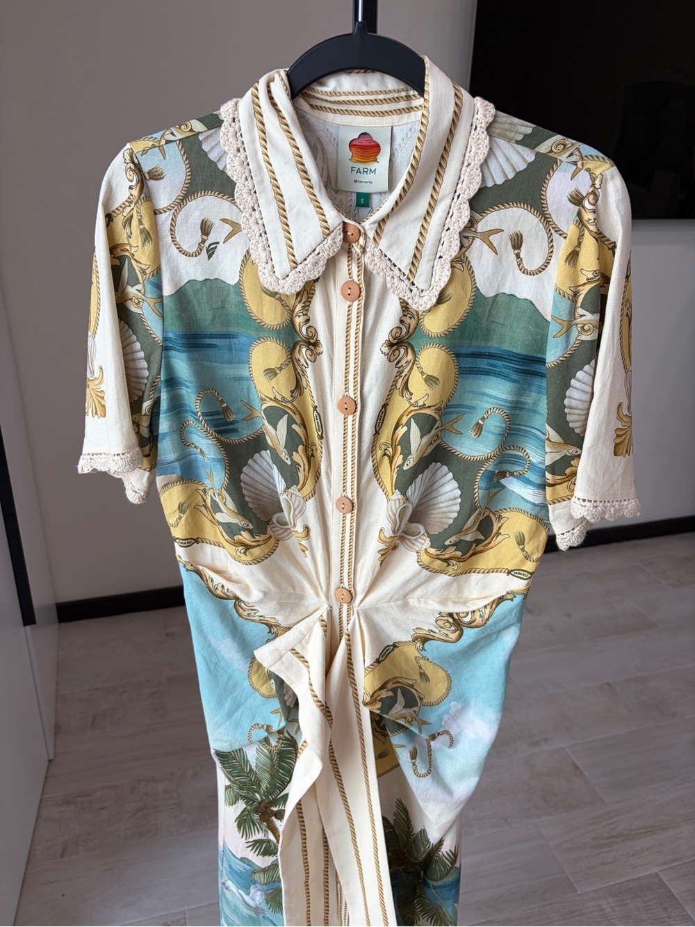 Farm Rio: Off-White Royal Sea Collared Midi
Dress - Picture 8 of 13